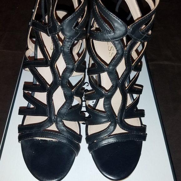 guess huyana wedge sandal